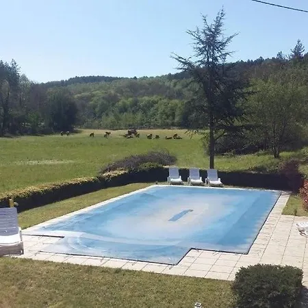 La Combe Du Moulin Classee 4 Etoiles * Nadaillac-de-Rouge